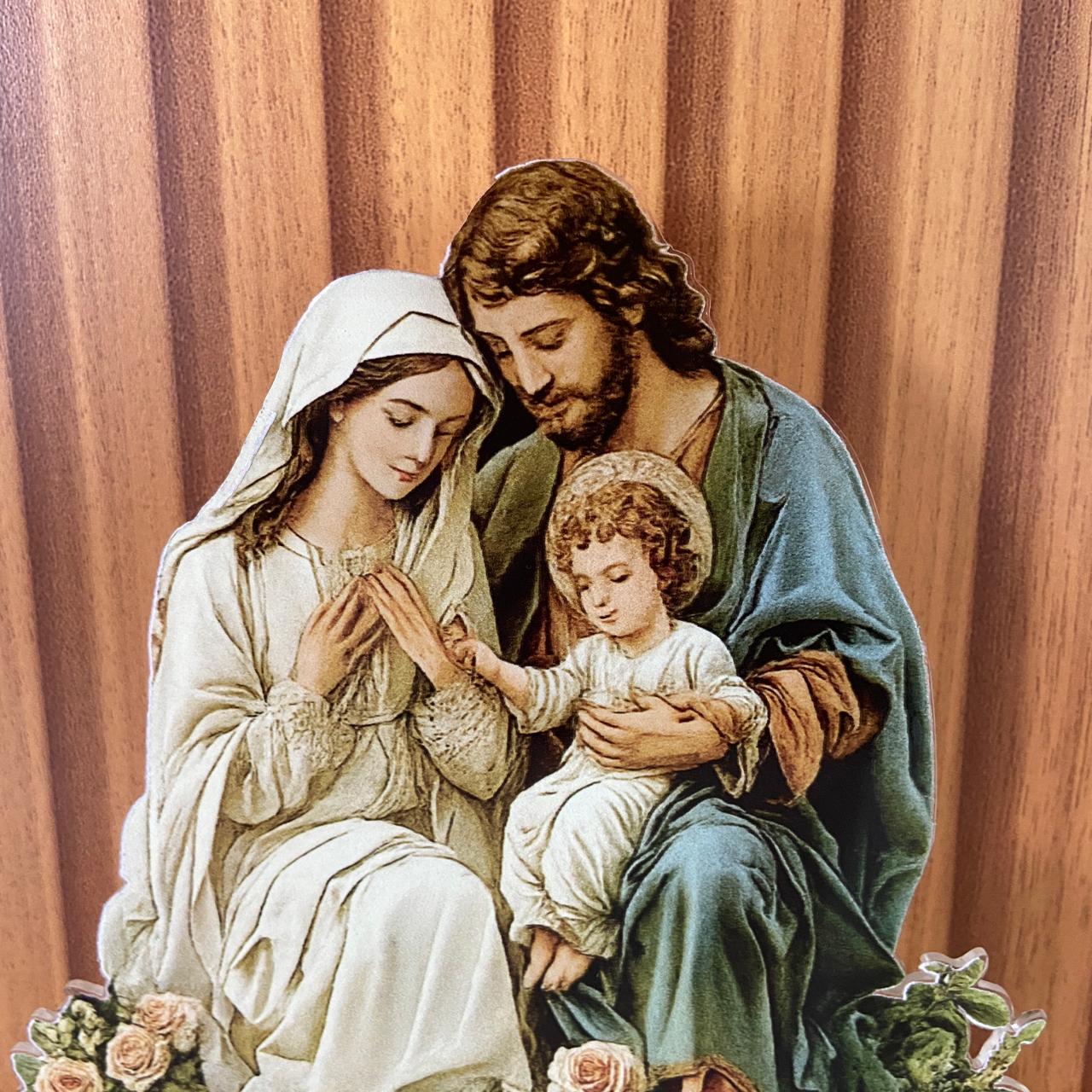 ADORNO DE MESA ACRÍLICO RESINADO SAGRADA FAMÍLIA MOD1 15,5CM (1 UNIDADE)