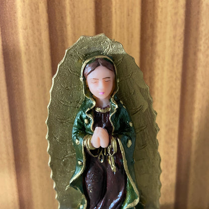 IMAGEM DE RESINA NACIONAL NOSSA SENHORA DE GUADALUPE 11CM (1 UNIDADE)