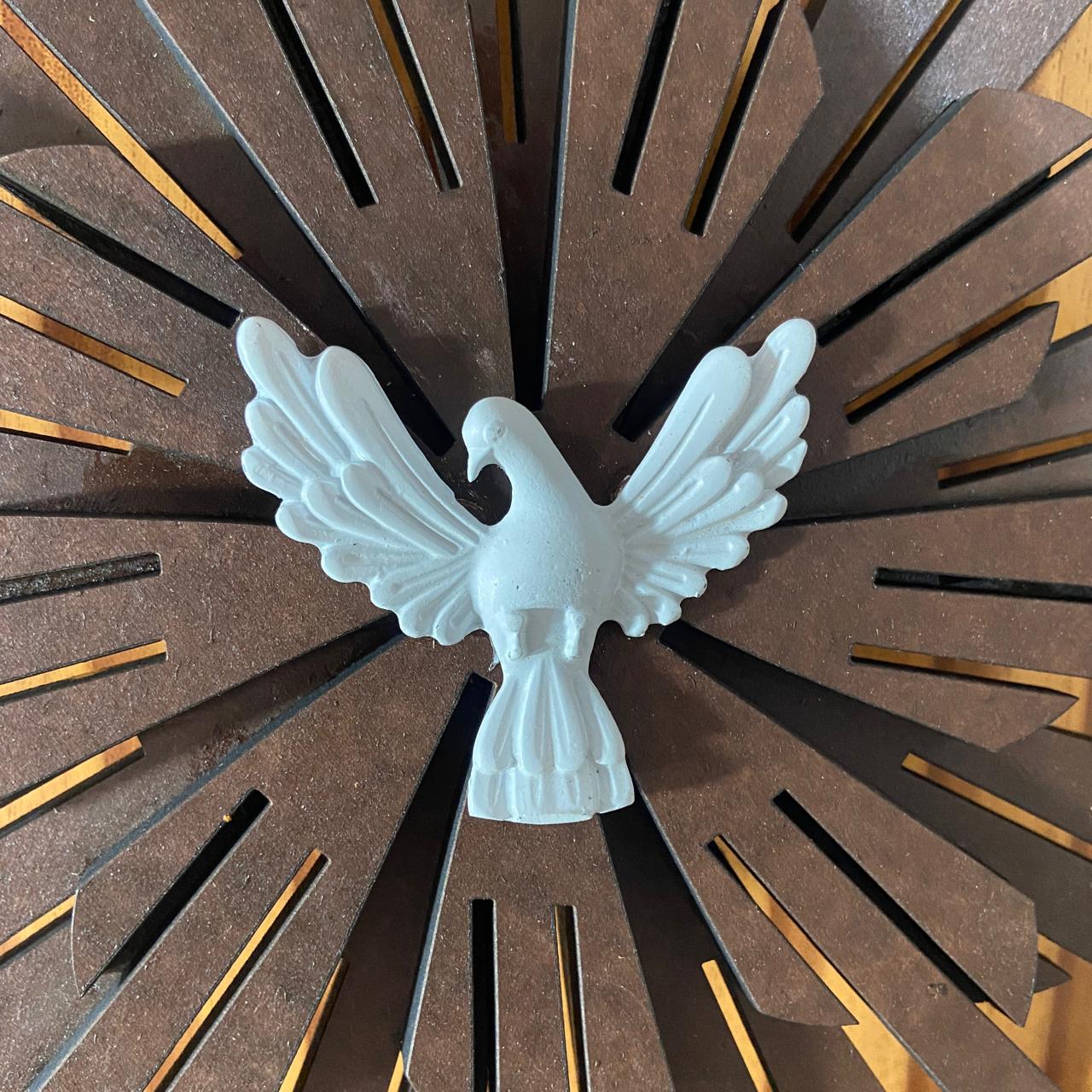 MANDALA MDF TABACO DIVINO ESPÍRITO SANTO DE METAL 23CM  (1 UNIDADE)