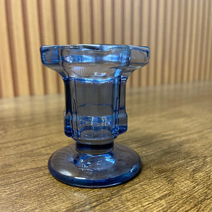 CASTIÇAL DE VIDRO AZUL 5,8CM (1 UNIDADE)