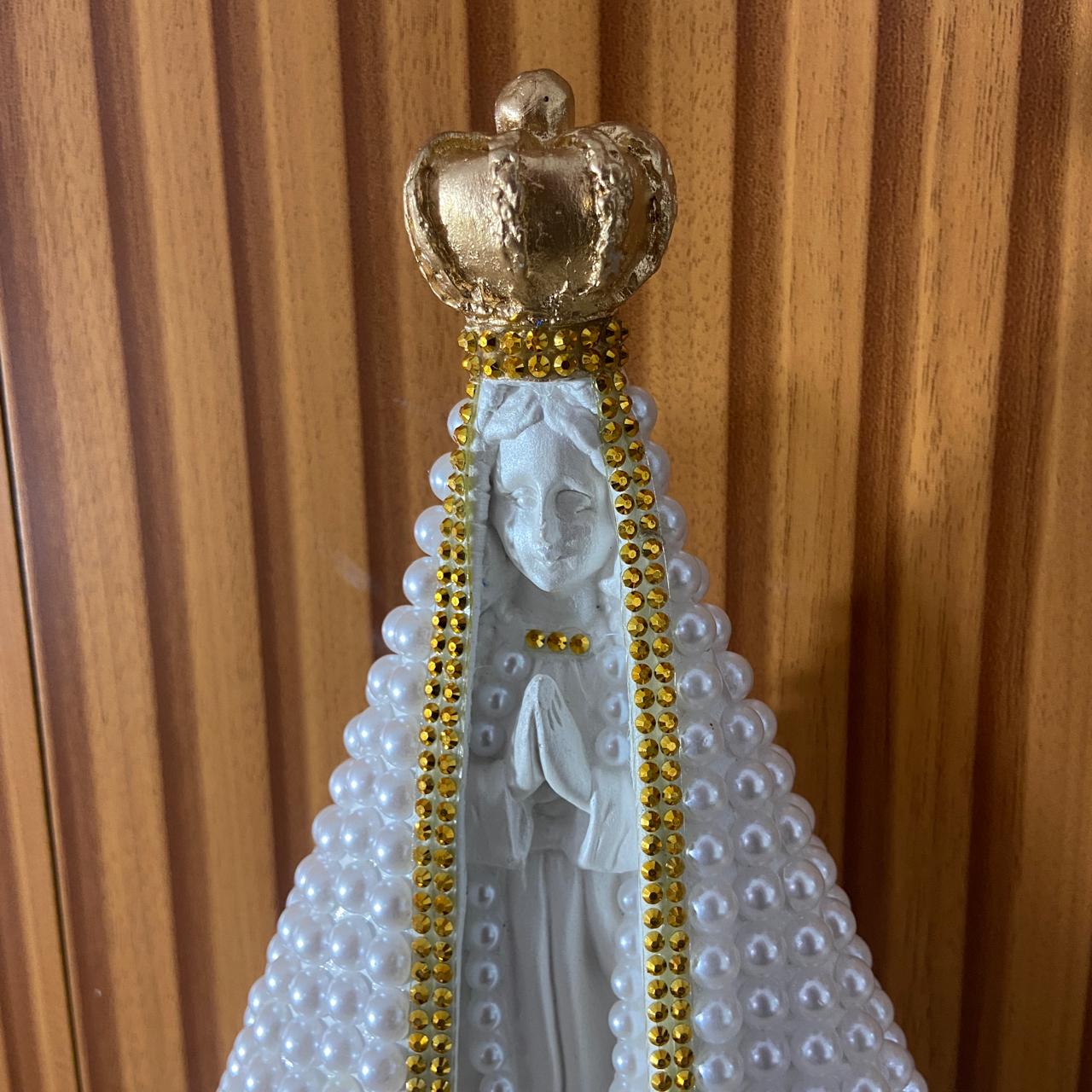 IMAGEM DE GESSO NOSSA SENHORA APARECIDA BRANCA PÉROLA BRANCA COM STRASS 26,5CM (1 UNIDADE)