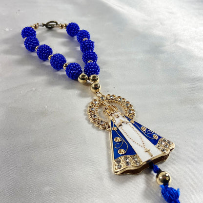 DEZENA PARA CARRO NOSSA SENHORA APARECIDA BRANCA AMORA AZUL 12MM MOD2 (3 UNIDADES)