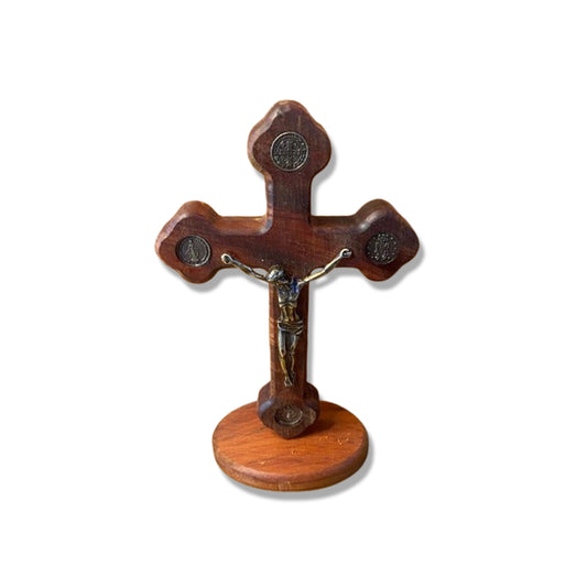 CRUCIFIXO MADEIRA DE MESA MEDALHA SÃO BENTO E NOSSA SENHORA DAS GRAÇAS 20CM (1 UNIDADE)