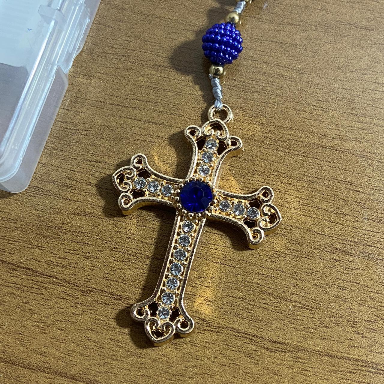 TERÇO DE NOIVA DOURADO PÉROLA AZUL NOSSA SENHORA APARECIDA 08MM (1 UNIDADE)