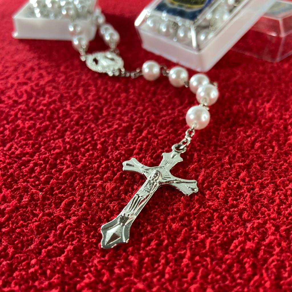 TERÇO PÉROLA NA CAIXINHA NOSSA SENHORA APARECIDA 6MM (6 UNIDADES)