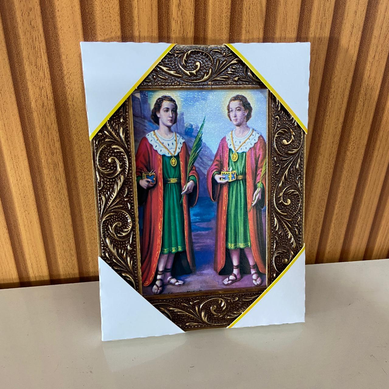 QUADRO COM MOLDURA RESINADO SÃO COSME E SÃO DAMIÃO 20,5X15,5 (1 UNIDADE)