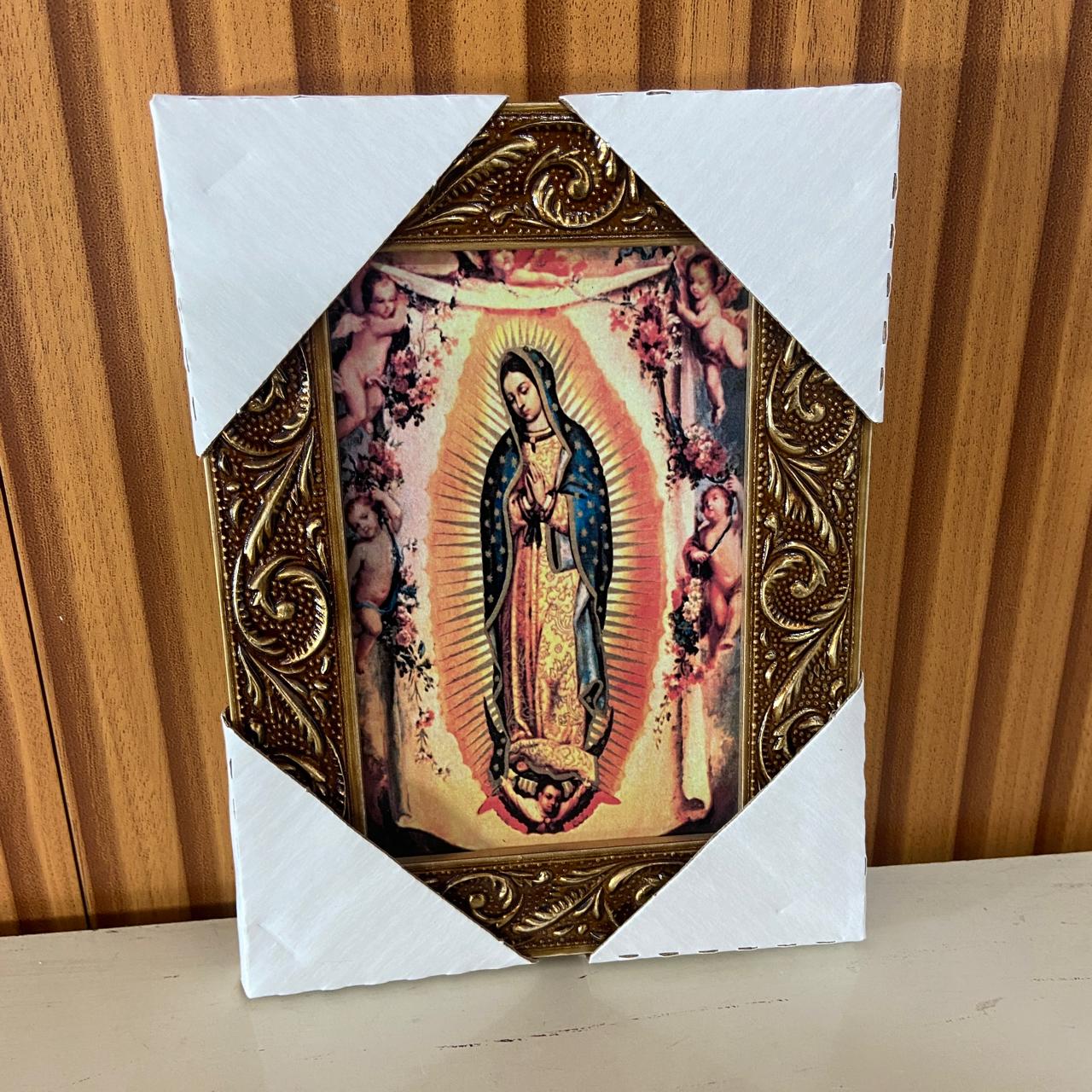 QUADRO COM MOLDURA RESINADO NOSSA SENHORA DE GUADALUPE 20,5X15,5 (1 UNIDADE)