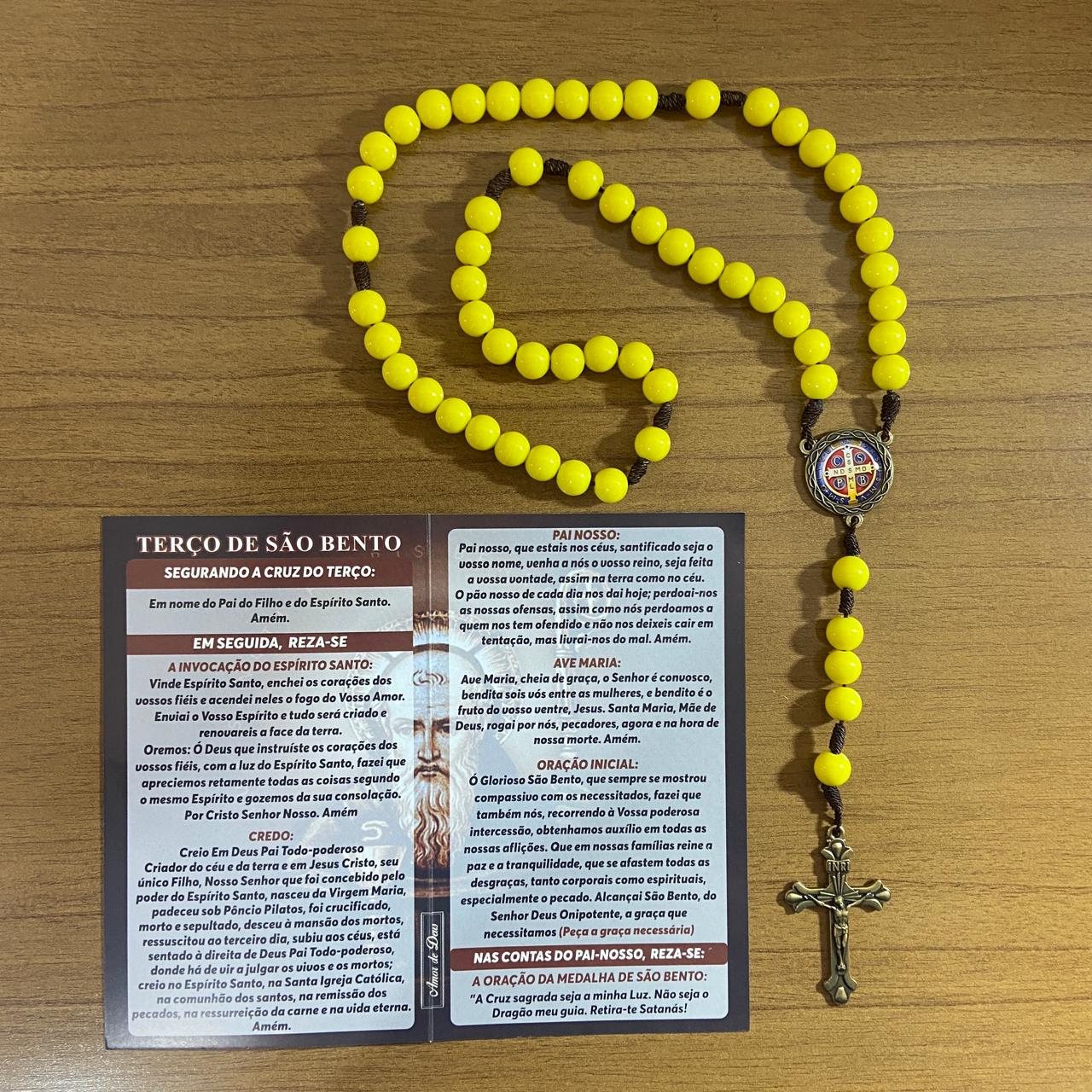 TERÇO PÉROLA AMARELA CAMPISTA MEDALHA SÃO BENTO 10MM (1 UNIDADE)