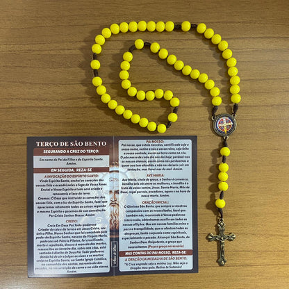 TERÇO PÉROLA AMARELA CAMPISTA MEDALHA SÃO BENTO 10MM (1 UNIDADE)