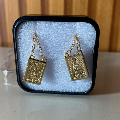 ESCAPULÁRIO DOURADO SAGRADO CORAÇÃO DE JESUS E NOSSA SENHORA APARECIDA (6 UNIDADES)