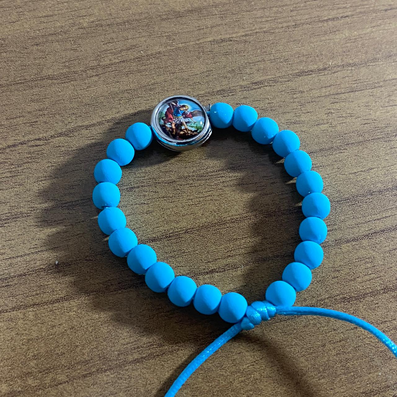 PULSEIRA EMBORRACHADA SÃO MIGUEL ARCANJO AZUL REGULÁVEL (6 UNIDADES)