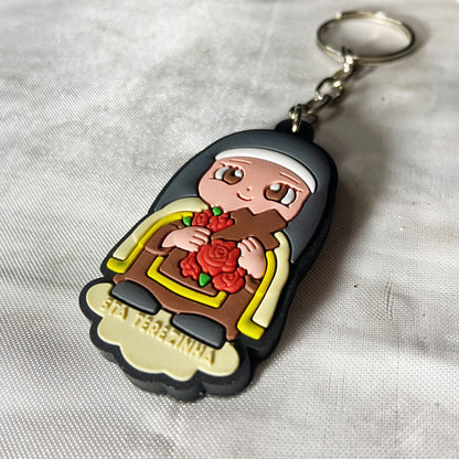 CHAVEIRO EMBORRACHADO SANTA TERESINHA MOD2 (12 UNIDADES)