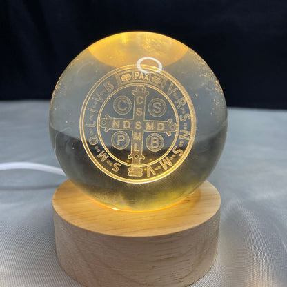 LUMINÁRIA LED BOLA DE VIDRO MEDALHA SÃO BENTO (1 UNIDADE)