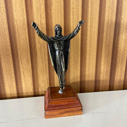 IMAGEM DE MESA METAL OURO VELHO JESUS RESSUSCITADO BASE DE MADEIRA  10CM (1 UNIDADE)