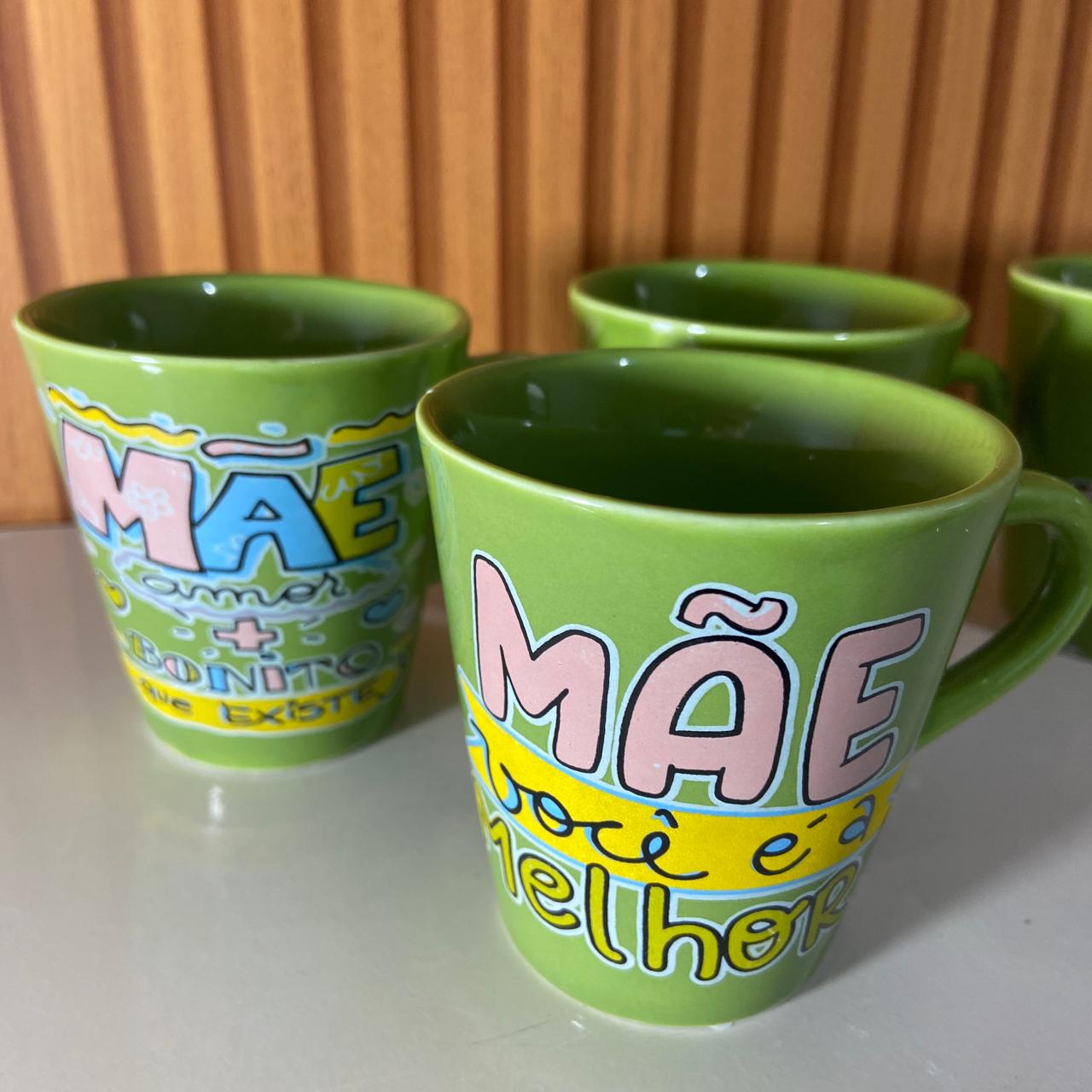 XÍCARA VERDE MÃE - FRASES SORTIDAS 120ML (1 UNIDADE)