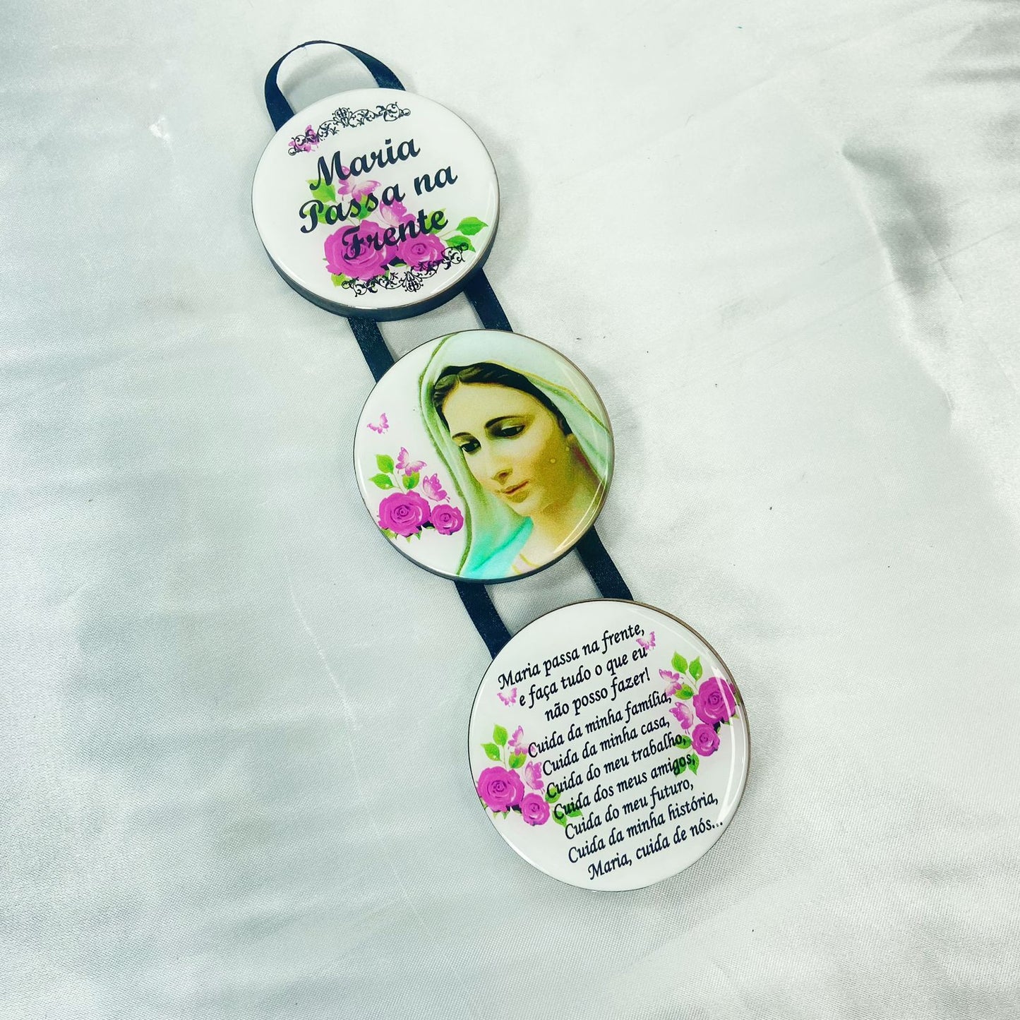 ADORNO TRIPLO REDONDO FITA MARIA PASSA A FRENTE (1 UNIDADE)