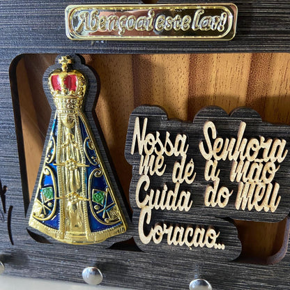 PORTA CHAVE VAZADO NOSSA SENHORA APARECIDA EM RELEVO 14CM (1 UNIDADE)