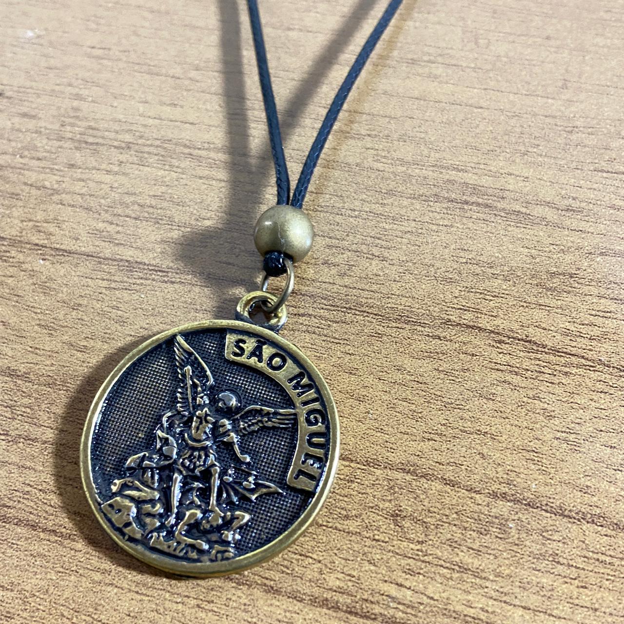 CORDÃO ENCERADO REGULÁVEL MEDALHA DE SÃO MIGUEL ARCANJO OURO VELHO (3 UNIDADES)