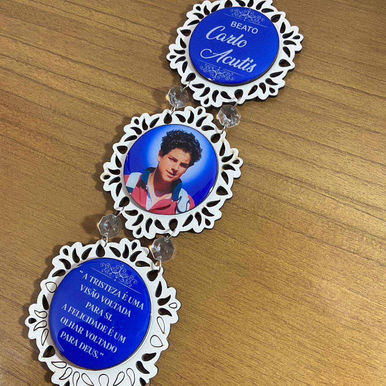 ADORNO TRIPLO REDONDO BRANCO BEATO CARLO ACUTIS MOD 1 (1 UNIDADE)