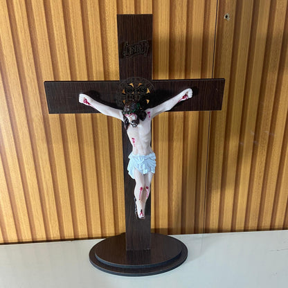 CRUCIFIXO MDF DE MESA MEDALHA SÃO BENTO COM CRISTO DE RESINA NACIONAL MOD2 36CM (1 UNIDADE)