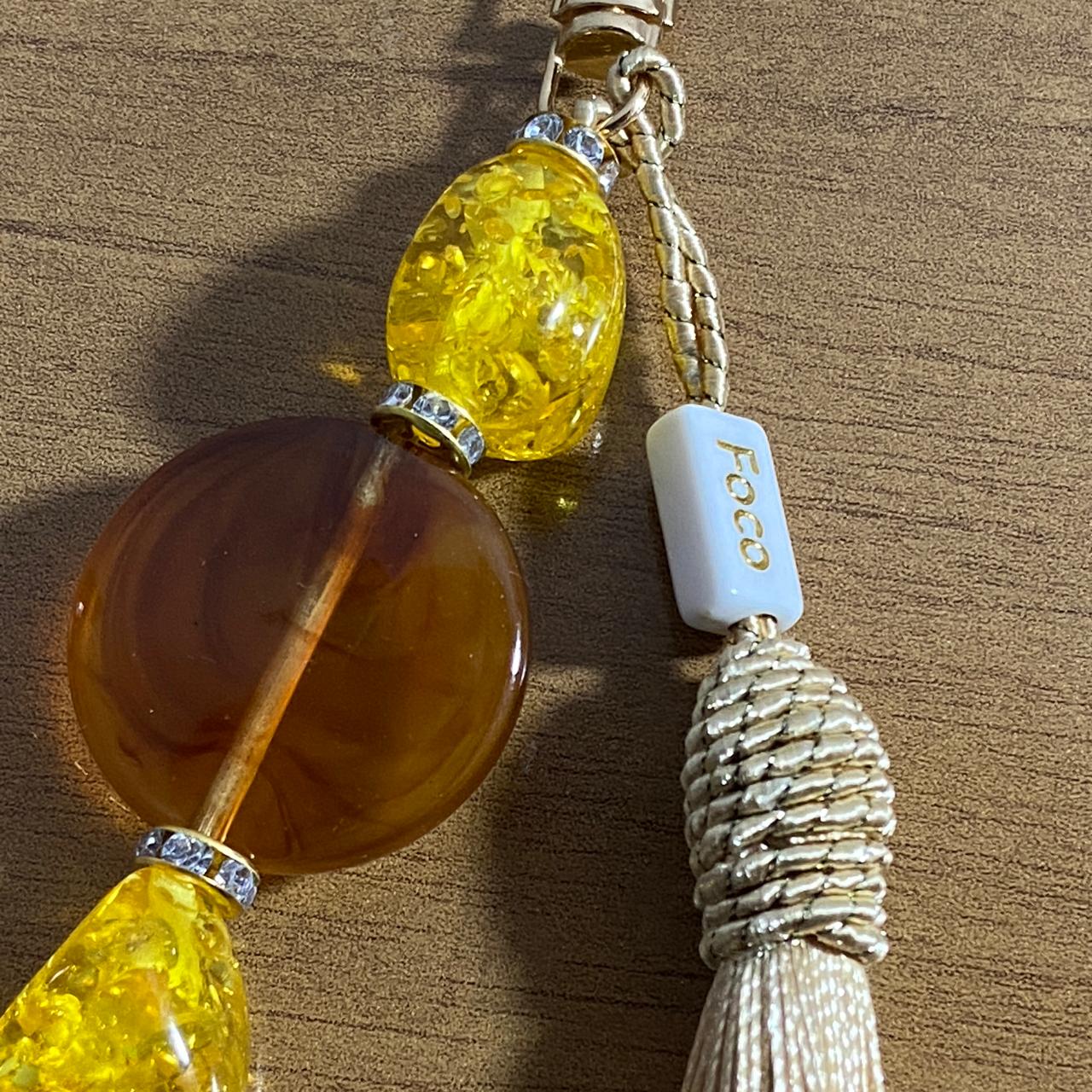 CHAVEIRO DE PEDRARIAS DIVINO ESPÍRITO SANTO EM ACRÍLICO (1 UNIDADE)
