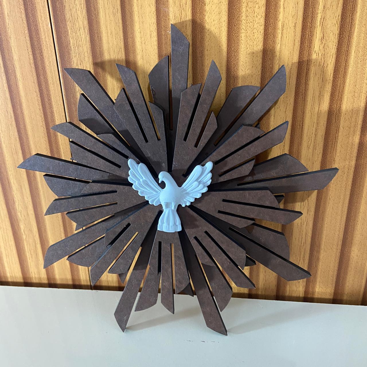 MANDALA MDF TABACO DIVINO ESPÍRITO SANTO DE METAL 23CM  (1 UNIDADE)