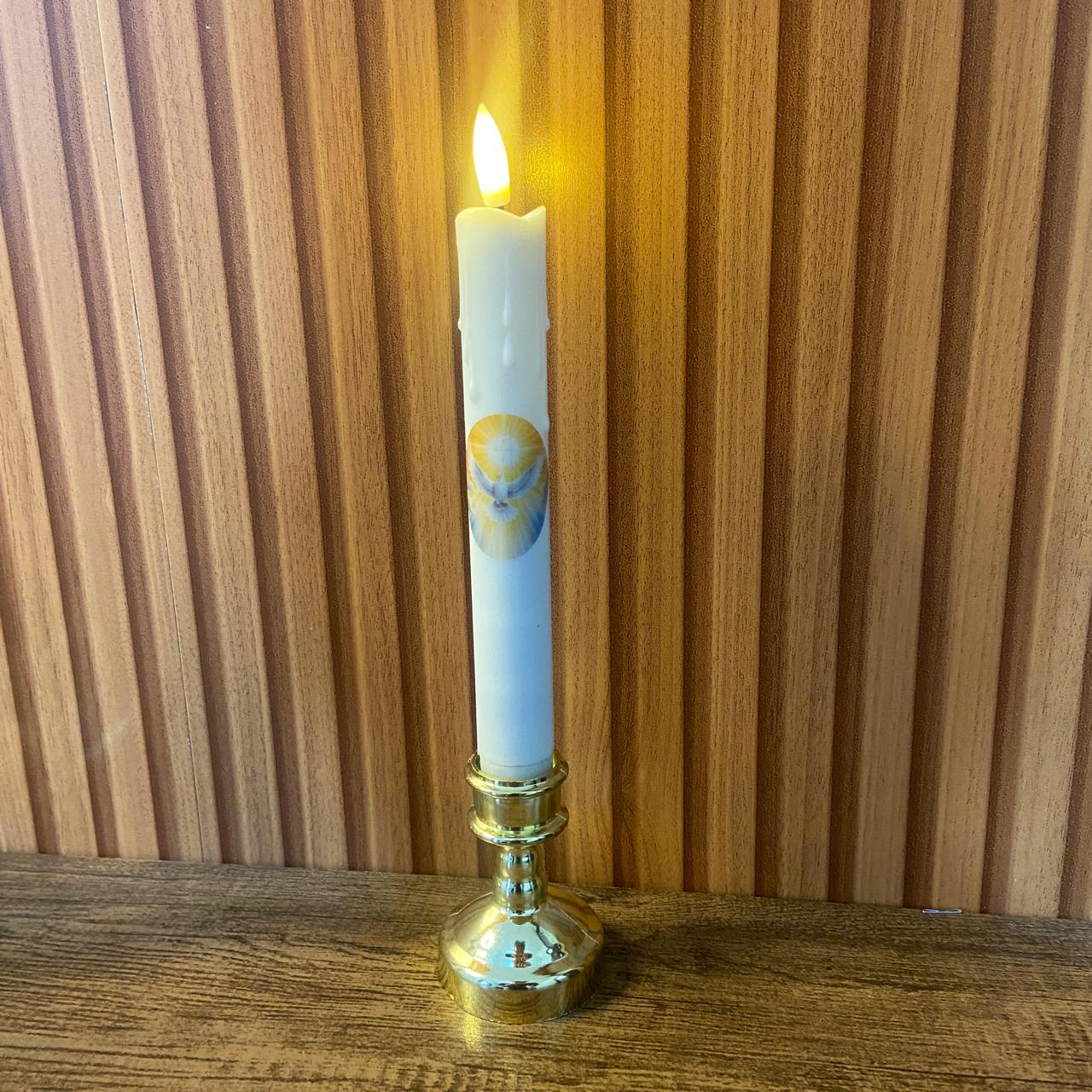 VELA ELETRÔNICA PALITO COM PEDESTAL DIVINO ESPÍRITO SANTO 25CM (1 UNIDADE)