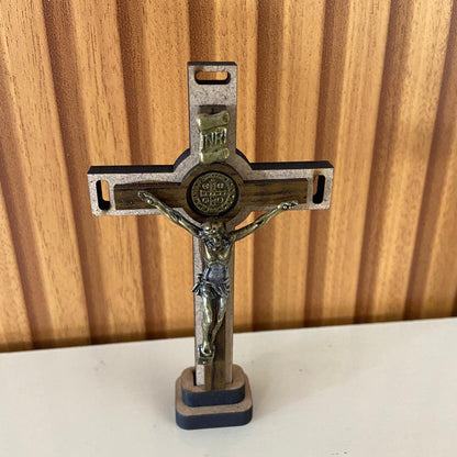 CRUCIFIXO MDF DE MESA TABACO  11,5CM (1 UNIDADE)