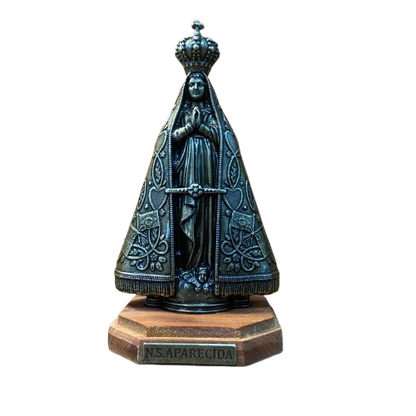 IMAGEM DE MESA METAL OURO VELHO NOSSA SENHORA APARECIDA COM BASE DE MADEIRA 18CM (1 UNIDADE)