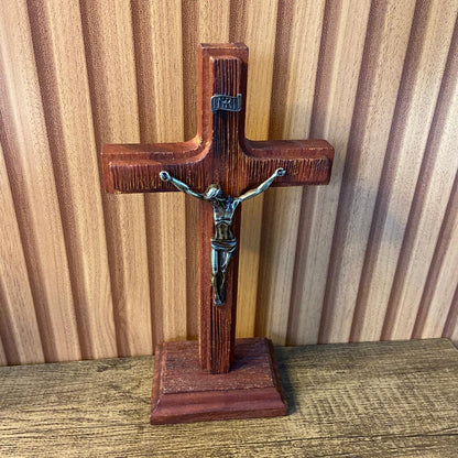 CRUCIFIXO MADEIRA DE MESA RISCADO 20,5CM (1 UNIDADE)