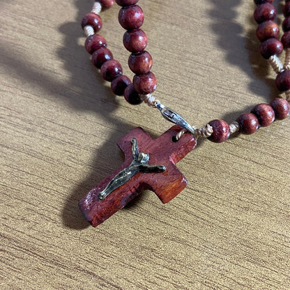 TERÇO PULSEIRA MADEIRA SANTA RITA  (12 UNIDADES)