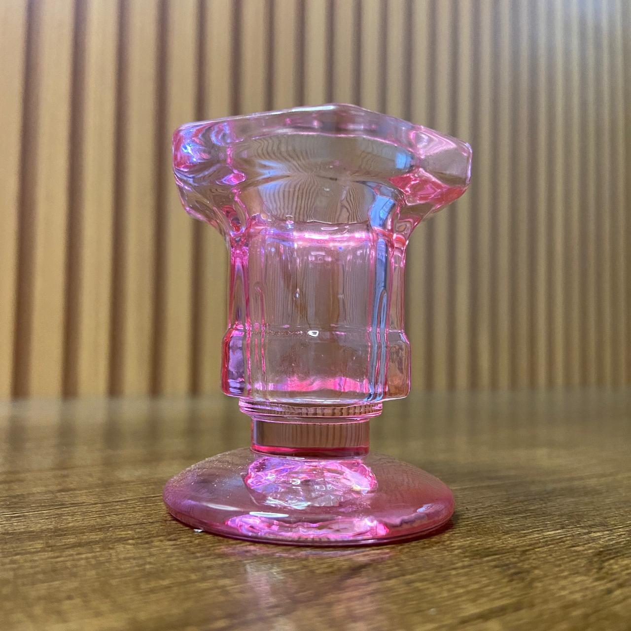 CASTIÇAL DE VIDRO ROSA 5,8CM (1 UNIDADE)