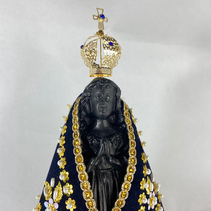 IMAGEM DE RESINA NACIONAL RÉPLICA NOSSA SENHORA APARECIDA COM MANTO E COROA 21CM (1 UNIDADE)