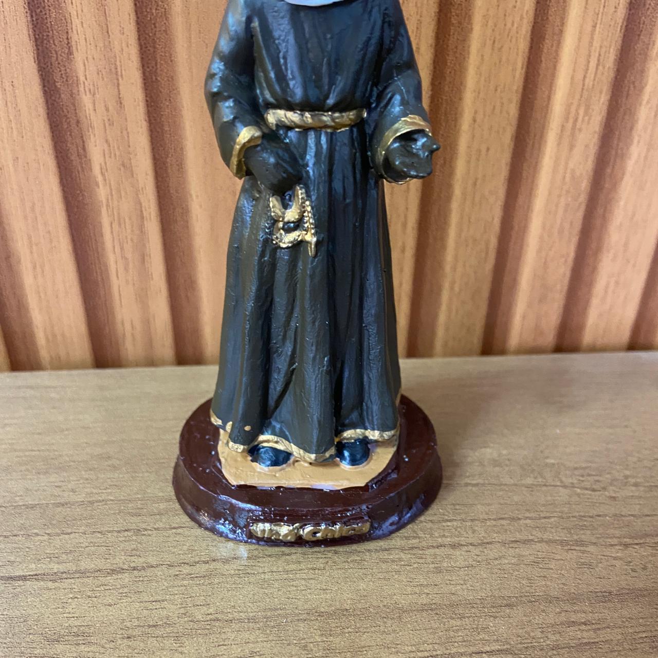 IMAGEM DE RESINA NACIONAL NHA CHICA 13CM (1 UNIDADE)