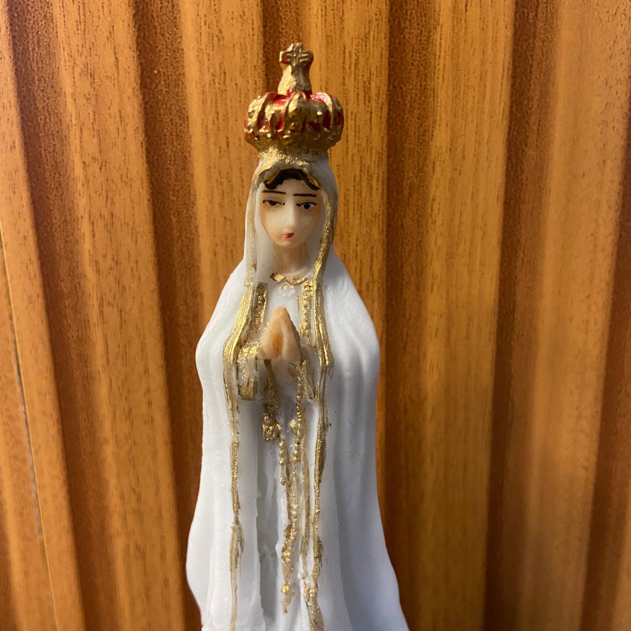 IMAGEM DE RESINA NACIONAL NOSSA SENHORA DE FÁTIMA 14,5CM (1 UNIDADE)