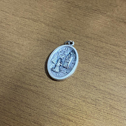 MEDALHA ITALIANA NOSSA SENHORA DE LOURDES E SANTA BERNADETTE (6 UNIDADES)