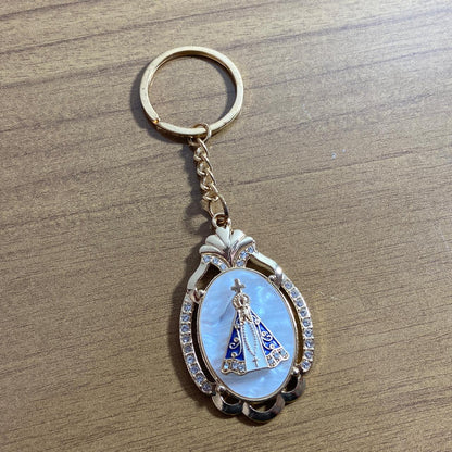 CHAVEIRO LUXO NOSSA SENHORA APARECIDA MADREPÉROLA COM STRASS MOD4 (6 UNIDADES)