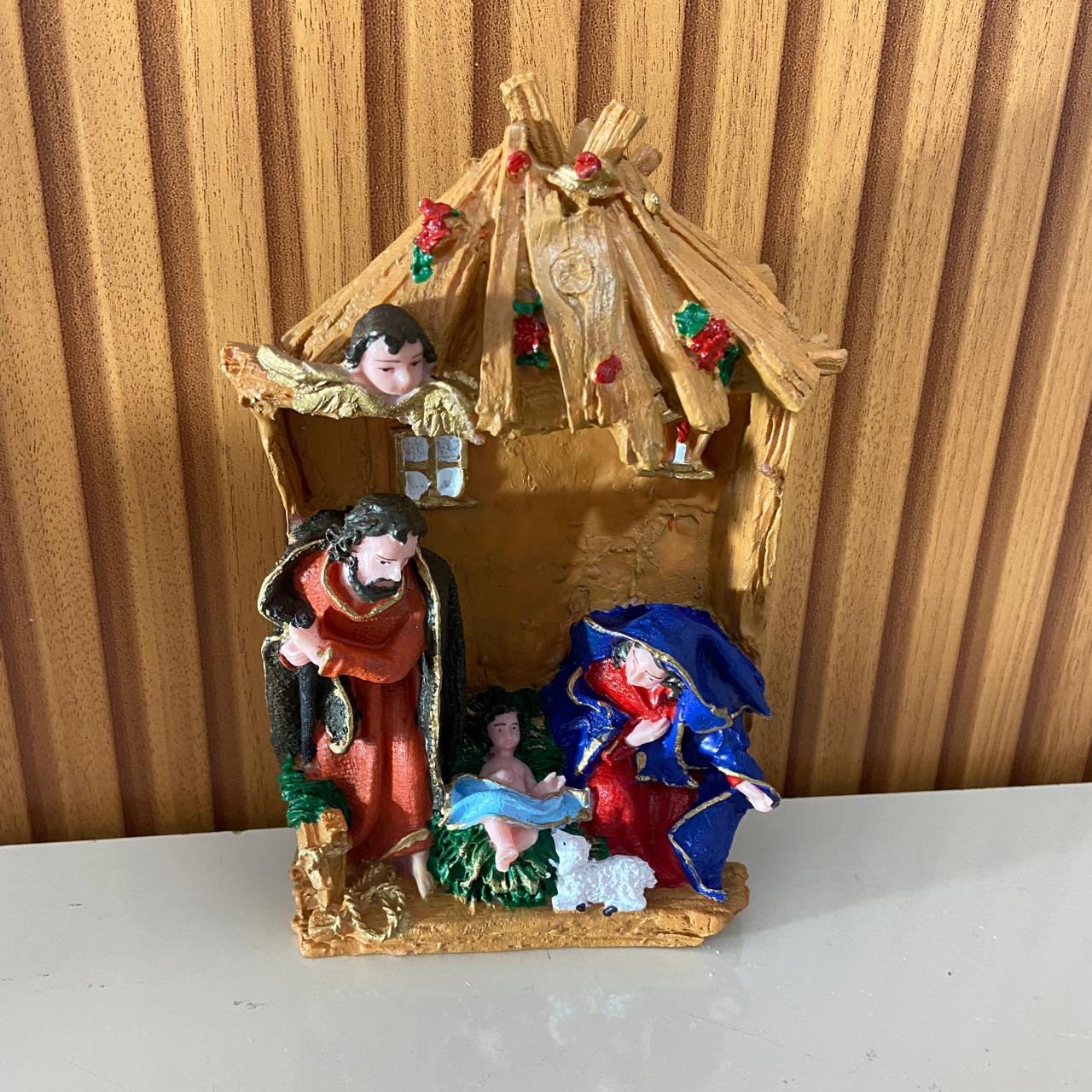 IMAGEM DE RESINA NACIONAL PRESÉPIO ÚNICO CABANA 19CM (1 UNIDADE)