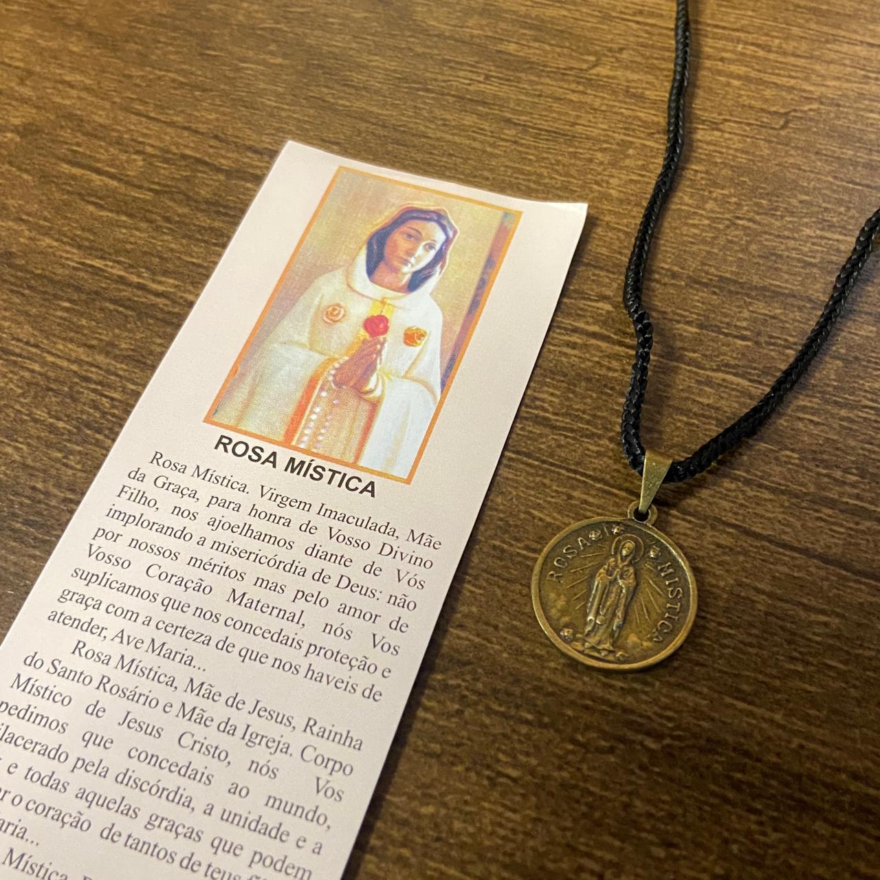 CORDÃO COM MEDALHA OURO VELHO NOSSA SENHORA DA ROSA MÍSTICA (1 UNIDADES)