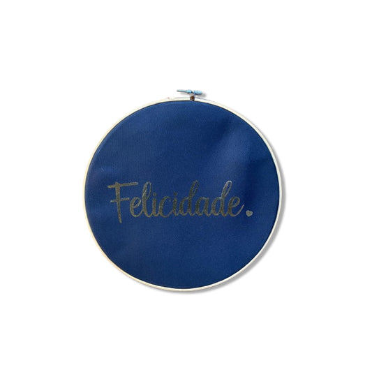 QUADRO DE TECIDO COM MOLDURA DE BAMBU FELICIDADE (1 UNIDADE)