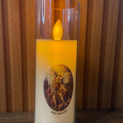 VELA ELETRÔNICA NO COPO DE ACRÍLICO SÃO MIGUEL ARCANJO 15CM (1 UNIDADE)