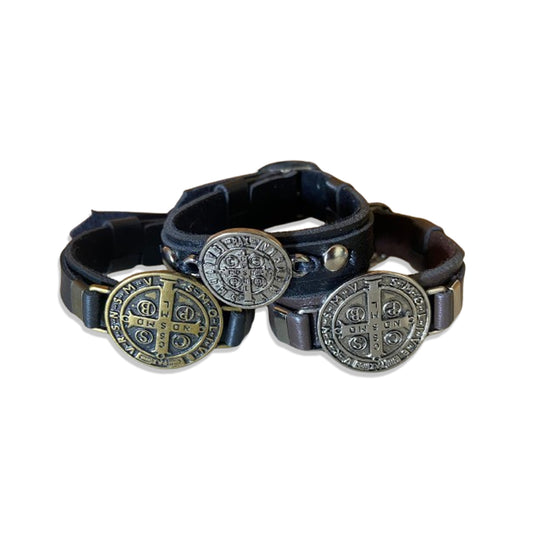 PULSEIRA COURO MEDALHA SÃO BENTO SORTIDOS (6 UNIDADES)