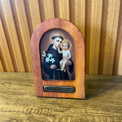 ADORNO DE MESA MADEIRA RESINADA SANTO ANTÔNIO 11CM (1 UNIDADE)