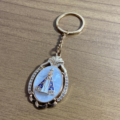 CHAVEIRO LUXO NOSSA SENHORA APARECIDA MADREPÉROLA COM STRASS MOD4 (6 UNIDADES)