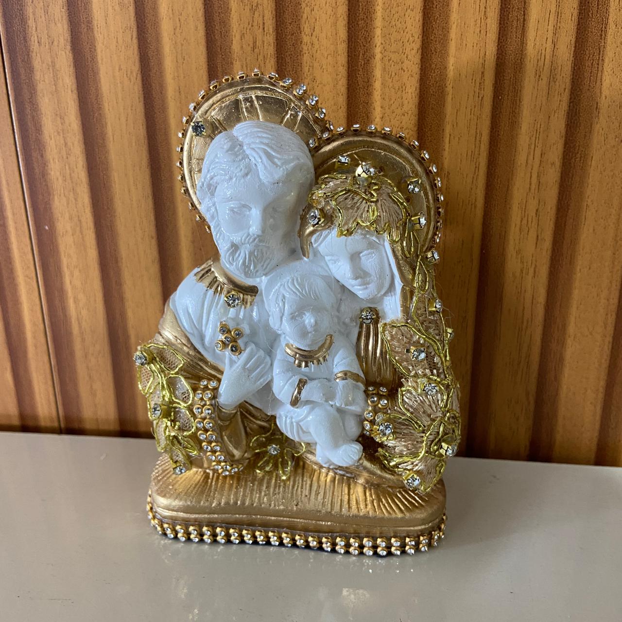 BUSTO DE GESSO SAGRADA FAMÍLIA DECOUPAGE DOURADA 15CM (1 UNIDADE)