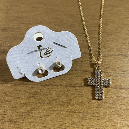 CORRENTE CRUCIFIXO COM BRINCO PONTA DE LUZ  MOD05 ( 1 UNIDADE)