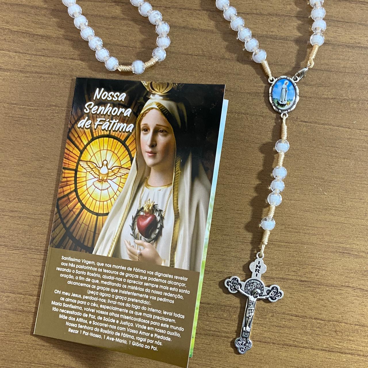 TERÇO ACRÍLICO BRANCO COM FECHO NOSSA SENHORA DE FÁTIMA MOD1 08MM (1 UNIDADE)