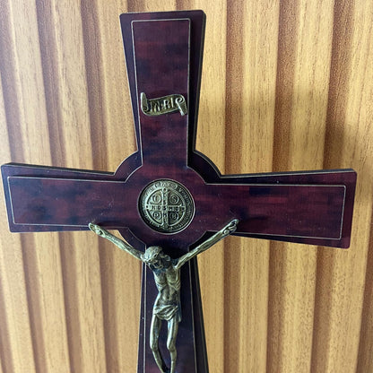 CRUCIFIXO MDF DE MESA MEDALHA SÃO BENTO 19,5CM (1 UNIDADE)