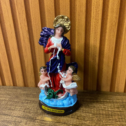 IMAGEM DE RESINA NACIONAL NOSSA SENHORA DESATADORA DOS NÓS 13,5CM (1 UNIDADE)