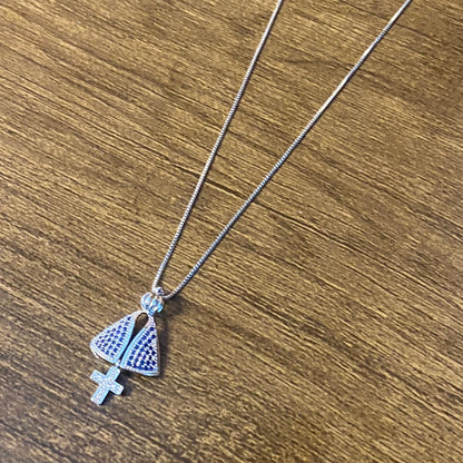 COLAR PRATEADO NOSSA SENHORA APARECIDA COM STRASS  (1 UNIDADE)